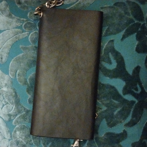 Leather Chained Wallet- New - Picture 2 of 6